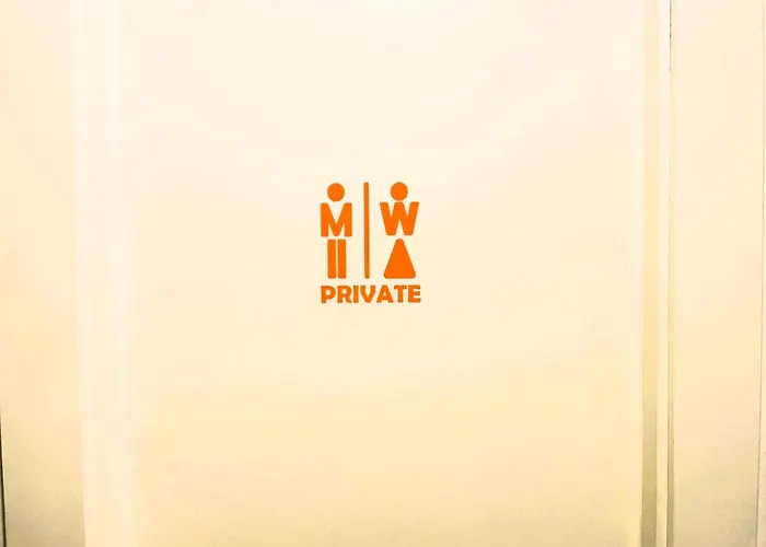 Hostal La Palmera Barcelona