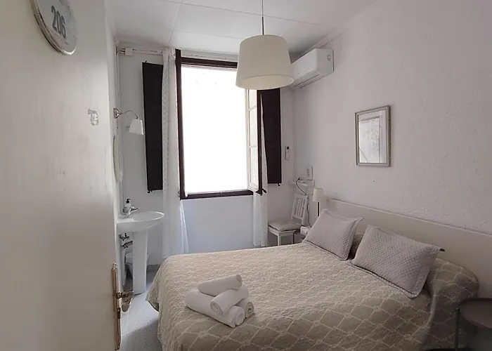 Hostal Dragonflybcn Barcelona